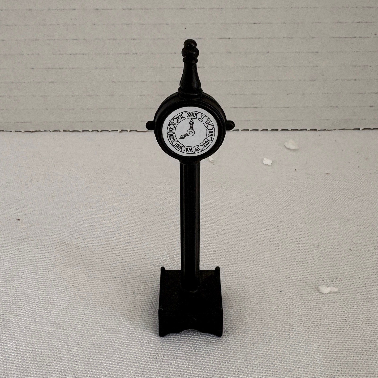 Department 56 Heritage Village Black Town Square Clock Miniature Accessory