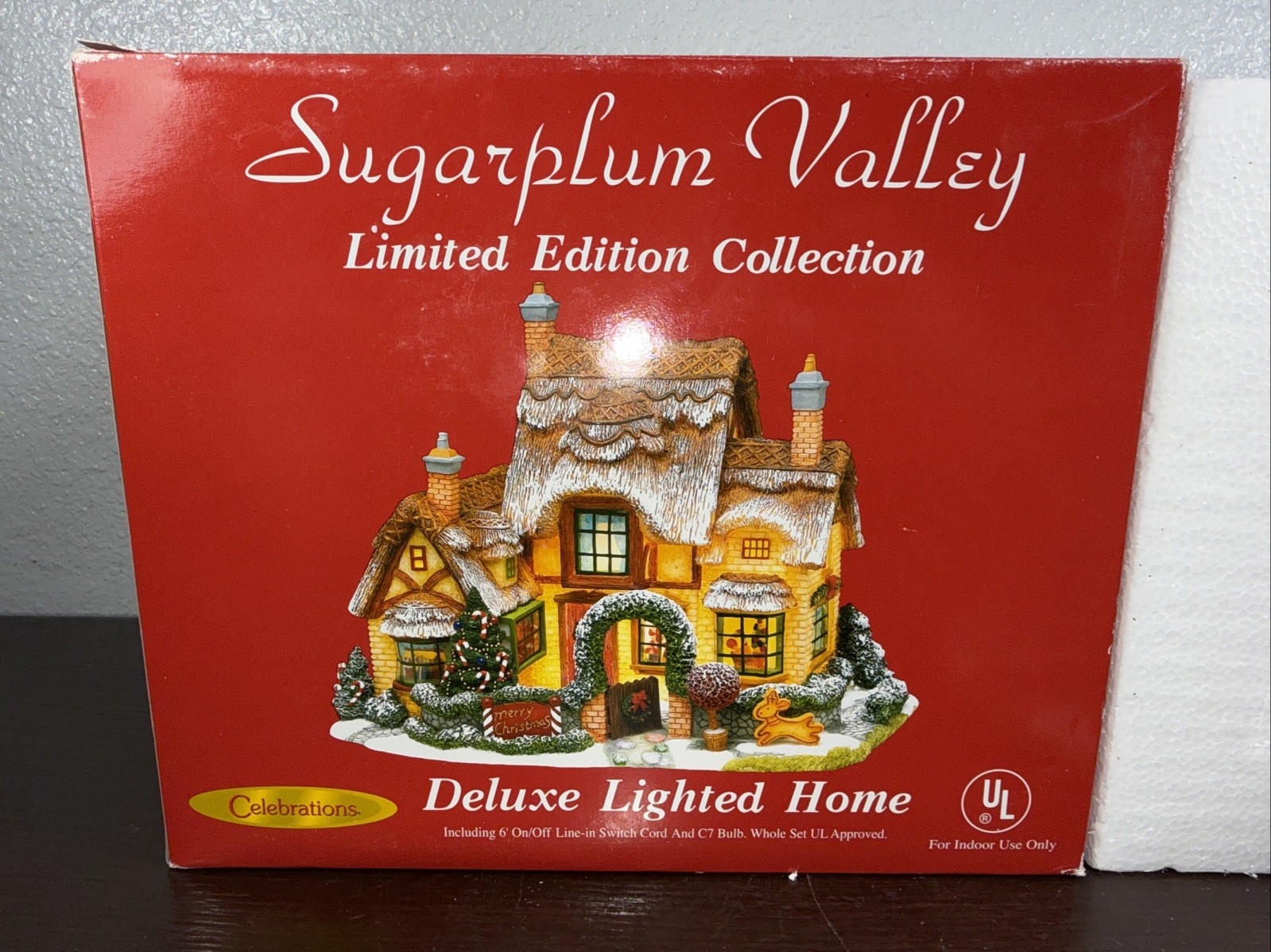Limited Edition Sugarplum Valley Deluxe Lighted Home 2003