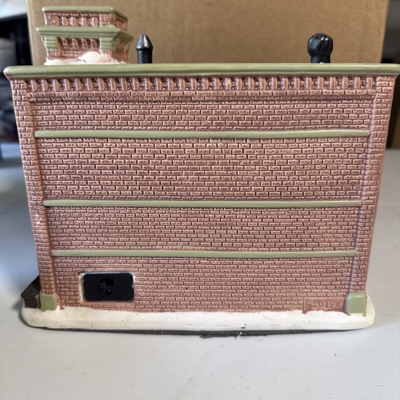 2019 – Pioneer Woman Christmas Village Mercantile Shop Special Holiday Edition