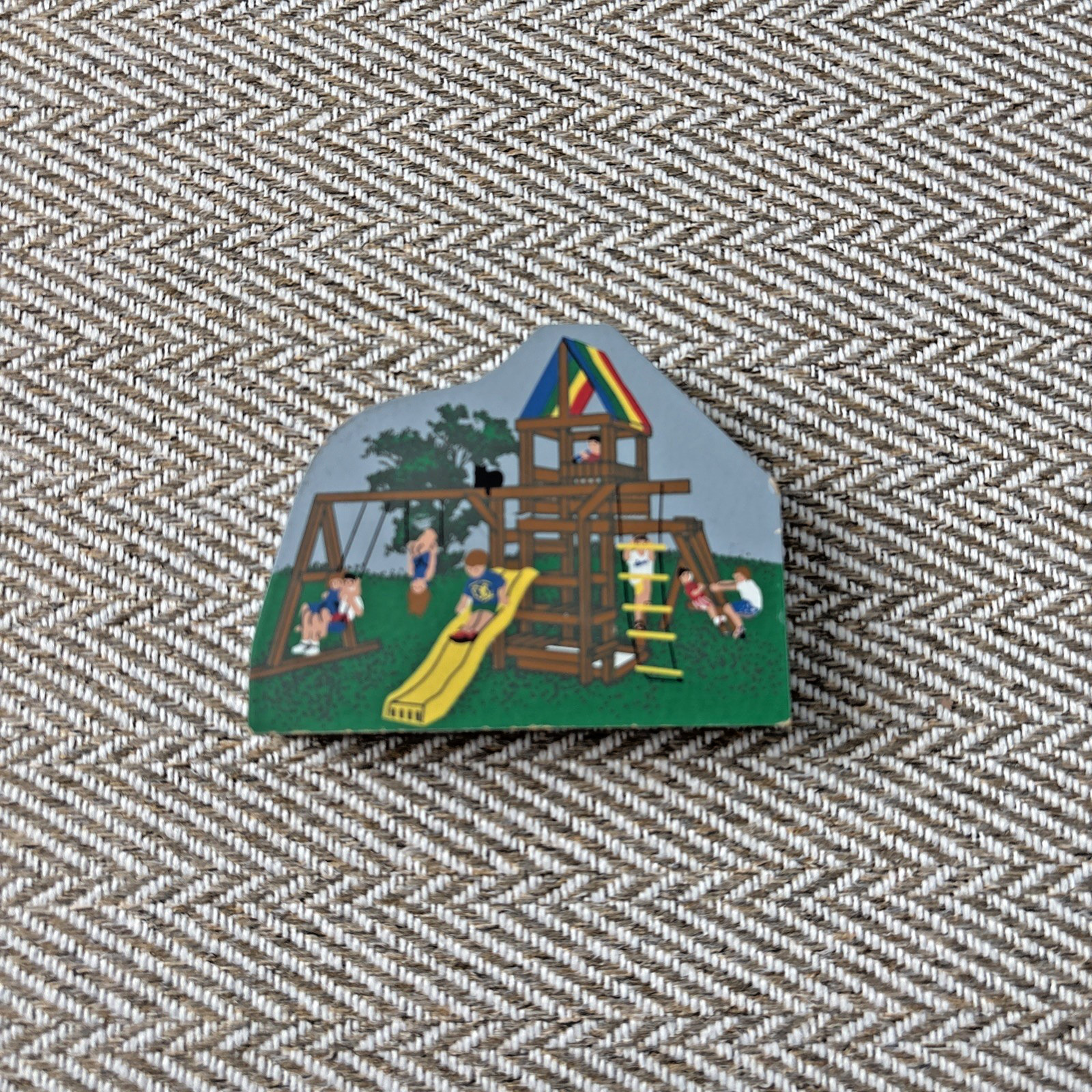 Cat’s Meow Village Collectibles 1998 Swingset Wooden Shelf Sitter