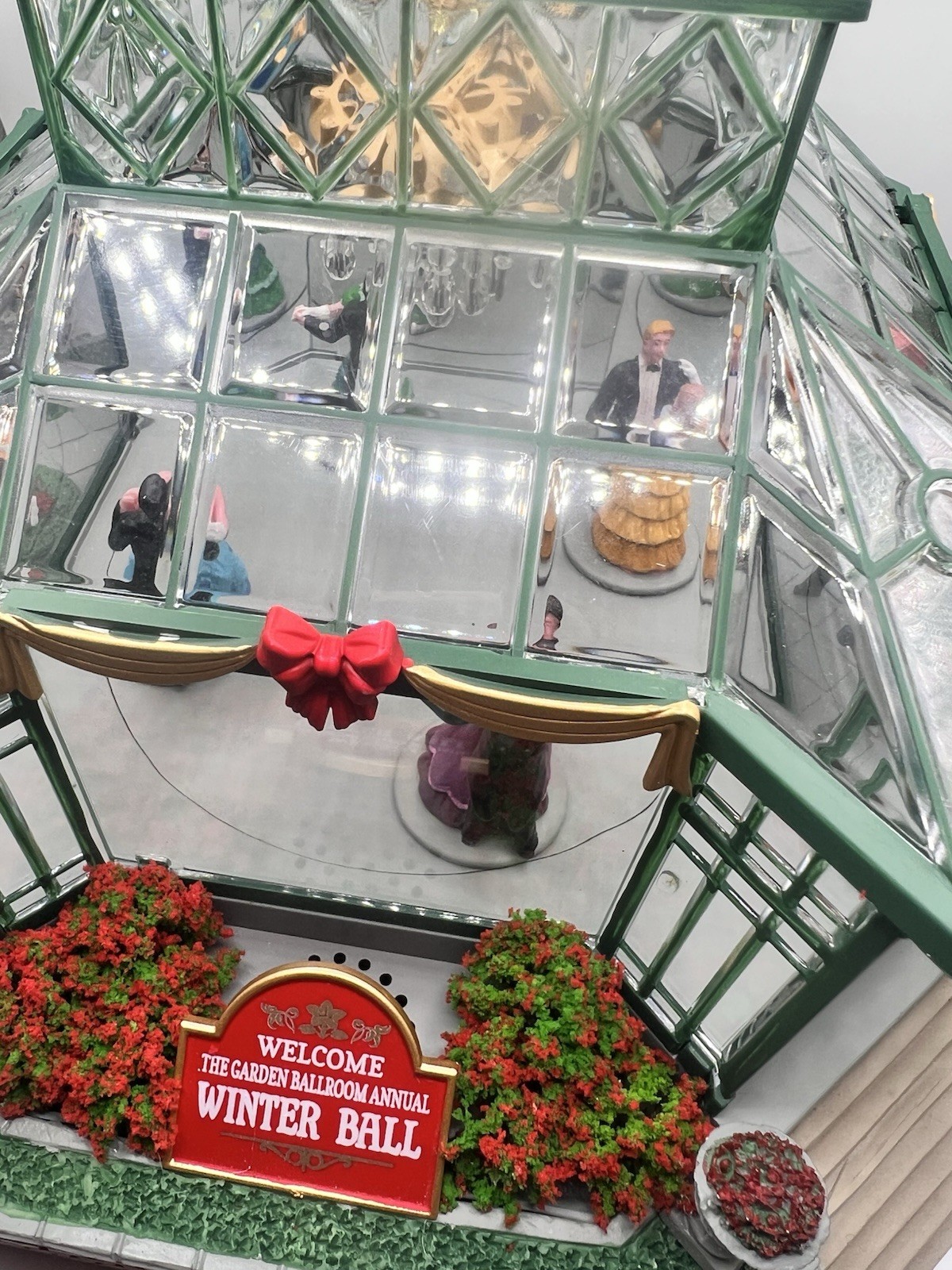 Lemax Christmas Village- The Garden Ballroom Winter Ball
