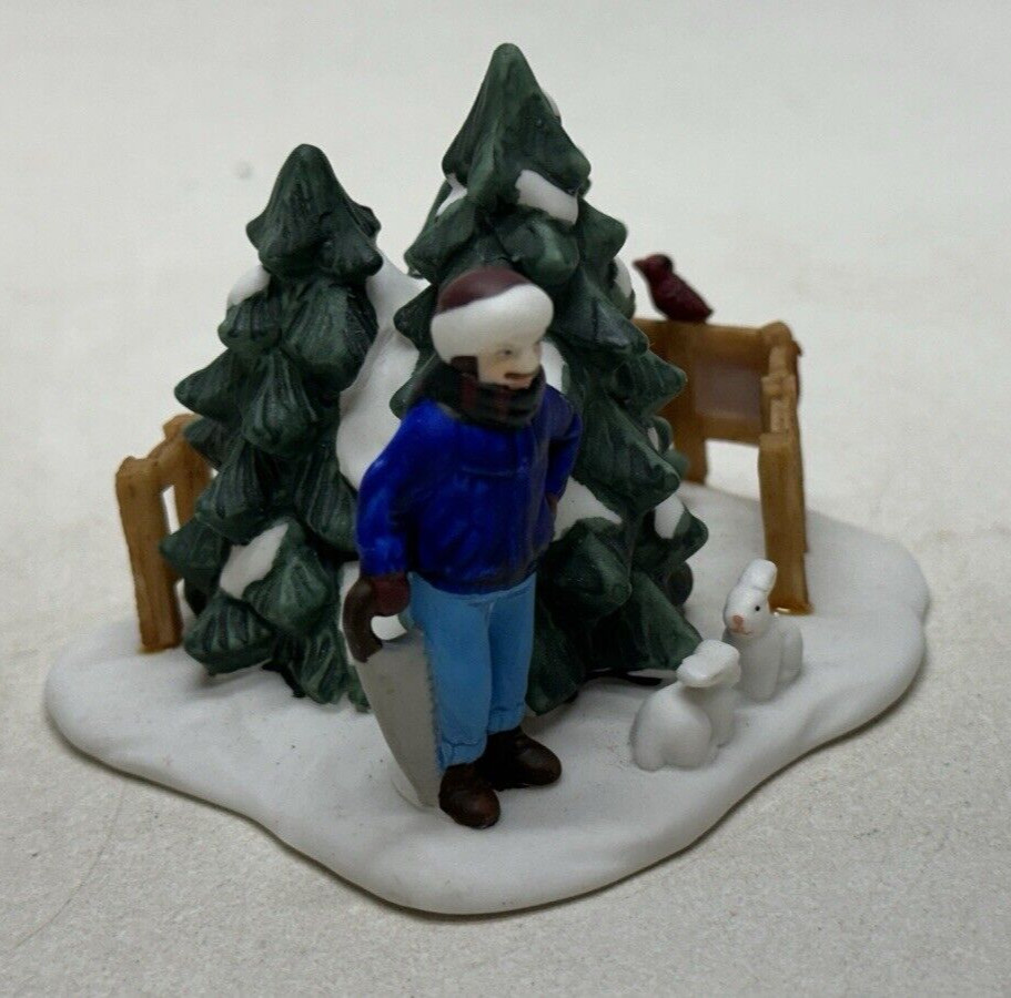 2001 Hershey’s Holiday Village Making Smores Tree Lot Christmas Figurine 2 LOT