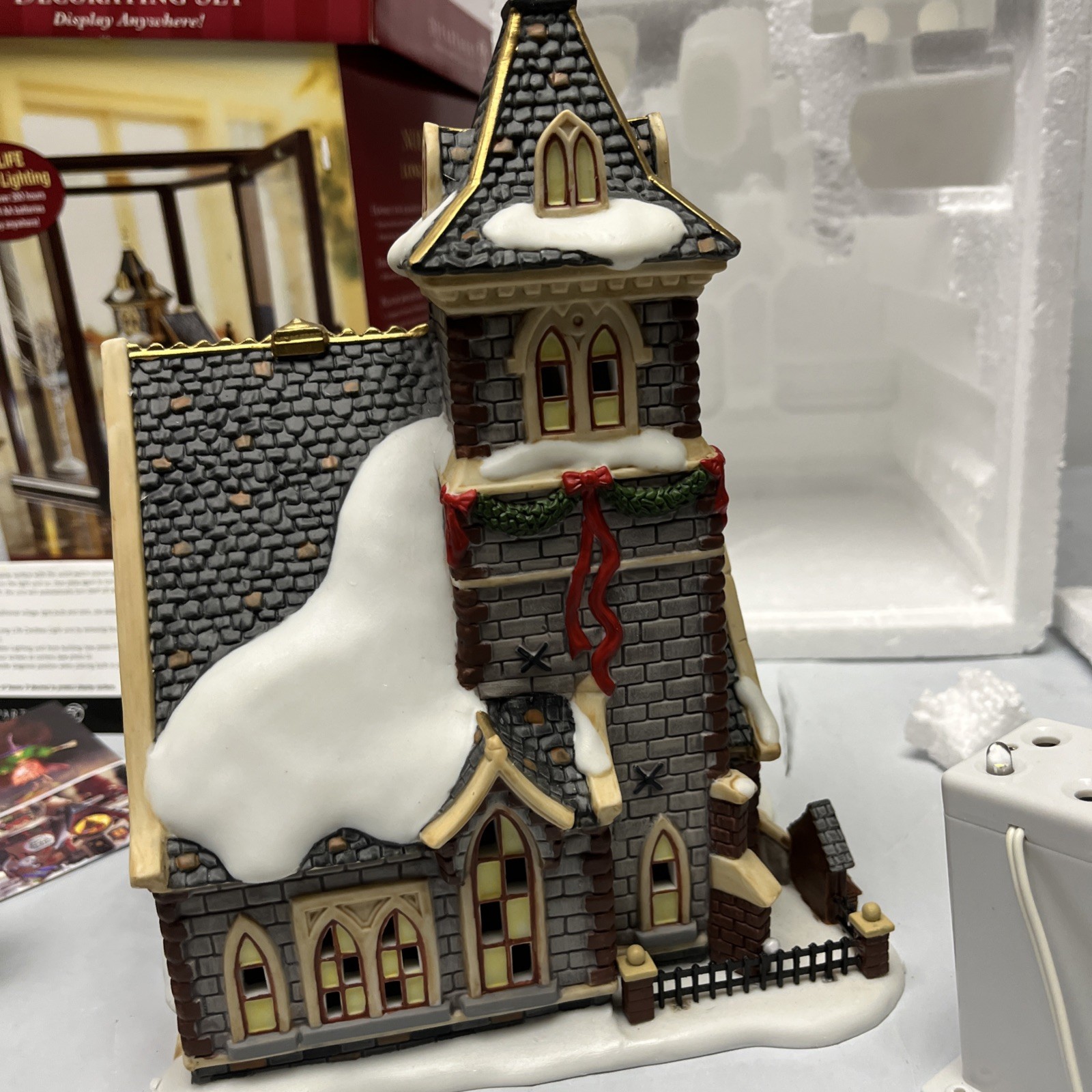 Dept. 56 Christmas In The City Christmas Treasures Anywhere Lighting #56.59240