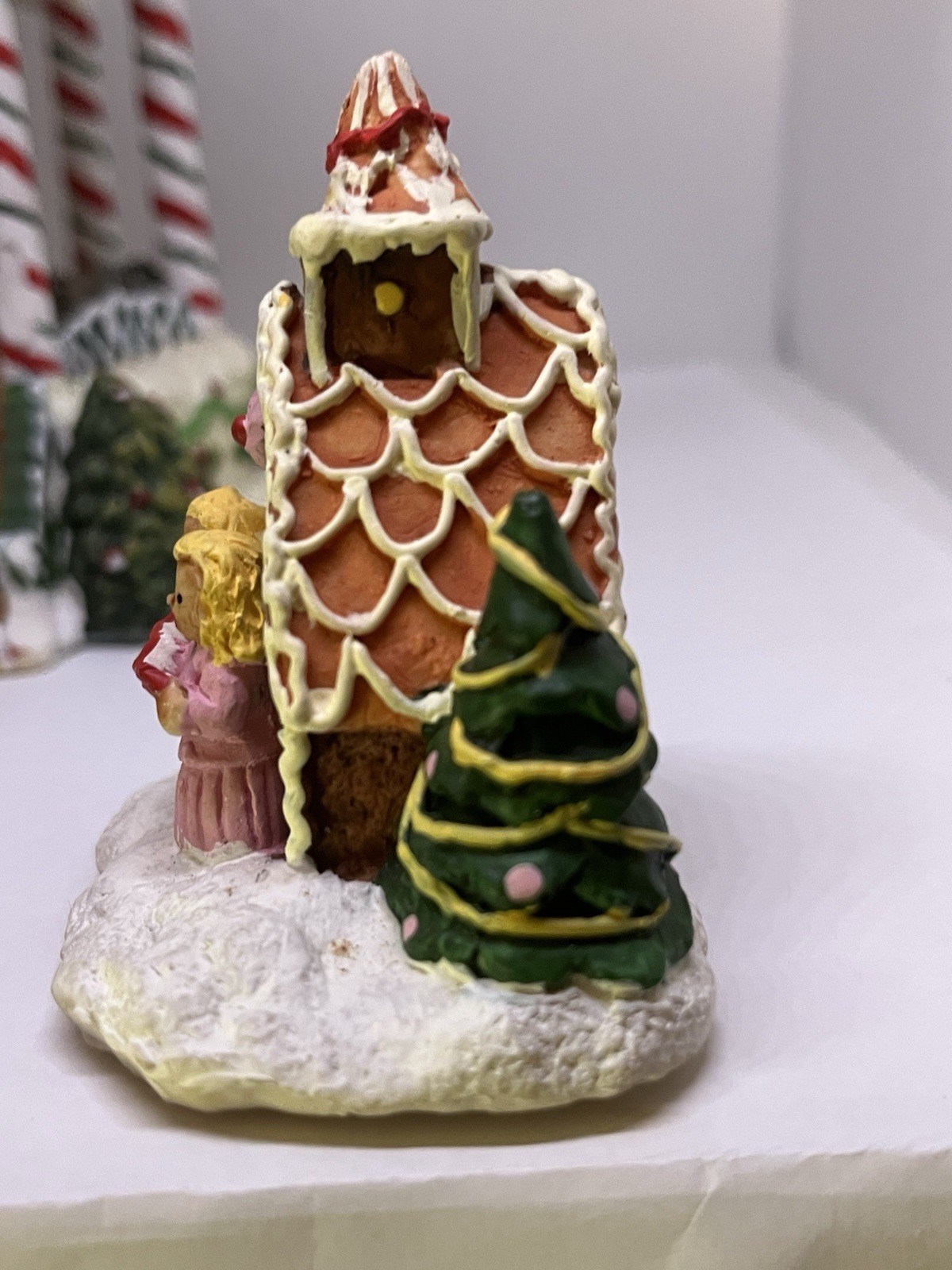 christmas decorations ceramic gingerbread gazebo & house w carolers