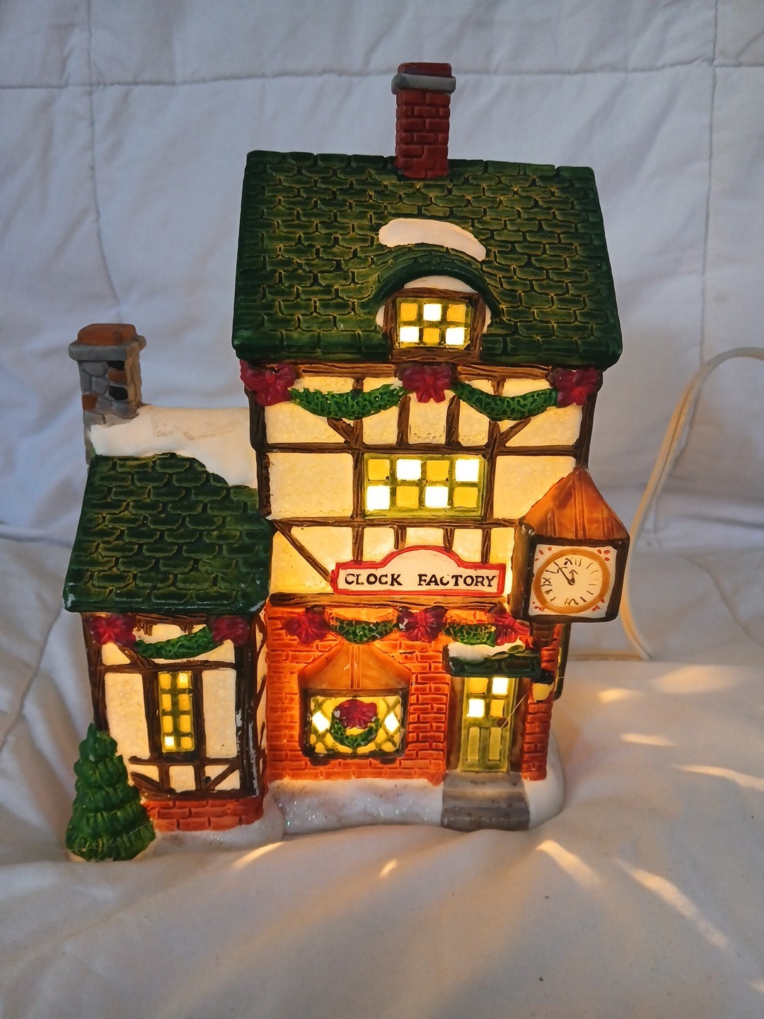 Trim a Home Bayberry Village Ceramic Clock Factory Lighted Christmas Decor 1997