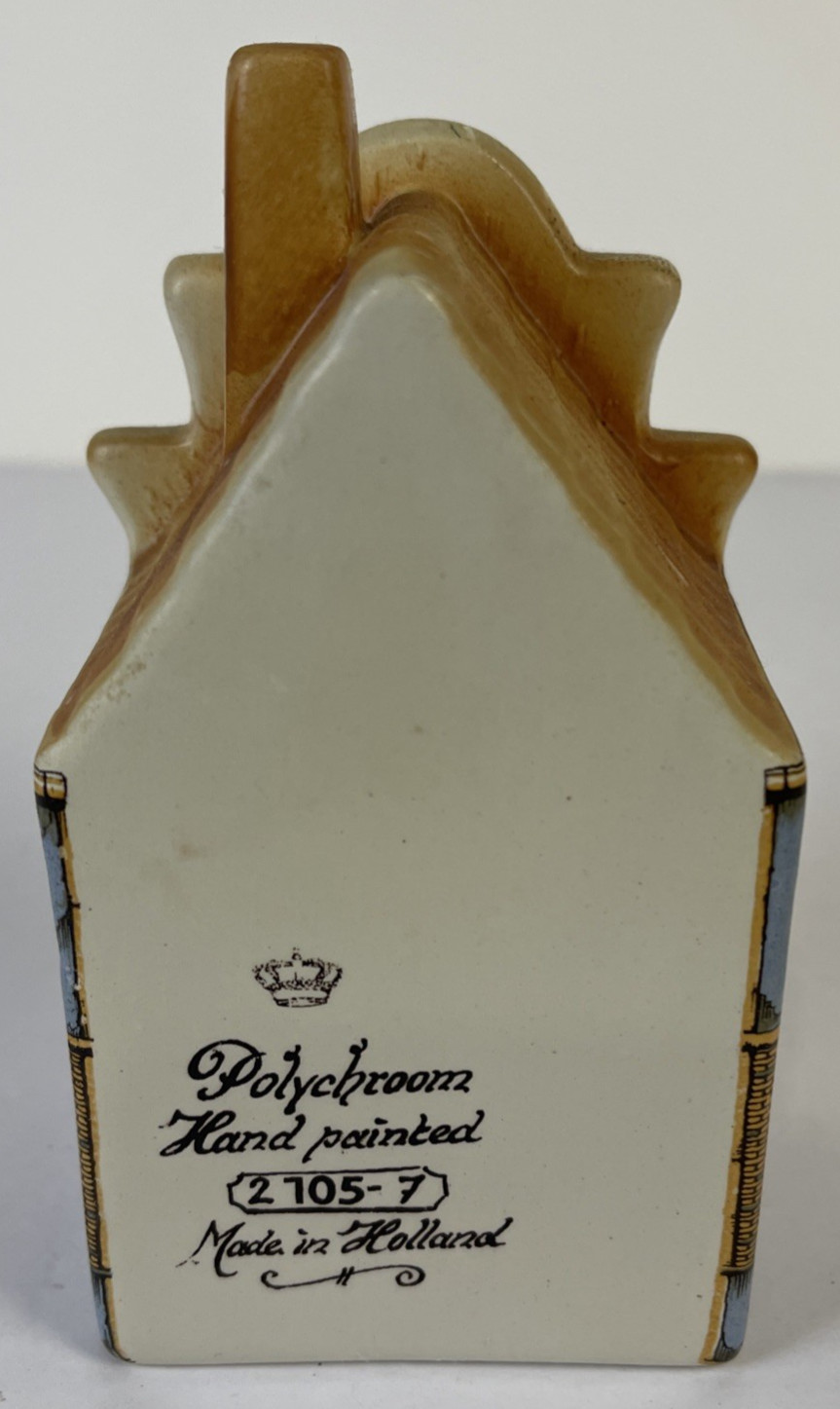 Vintage Polychroom Hand Painted Made In Holland Ceramic House 2105-7 Size 5”x3”