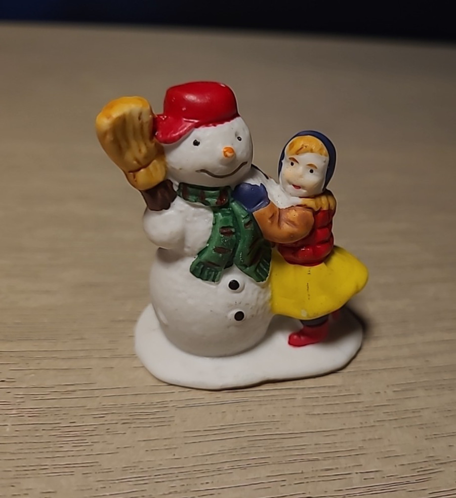 Lot 27 Pieces Lemax Christmas Village Accessory Assorted Figurines