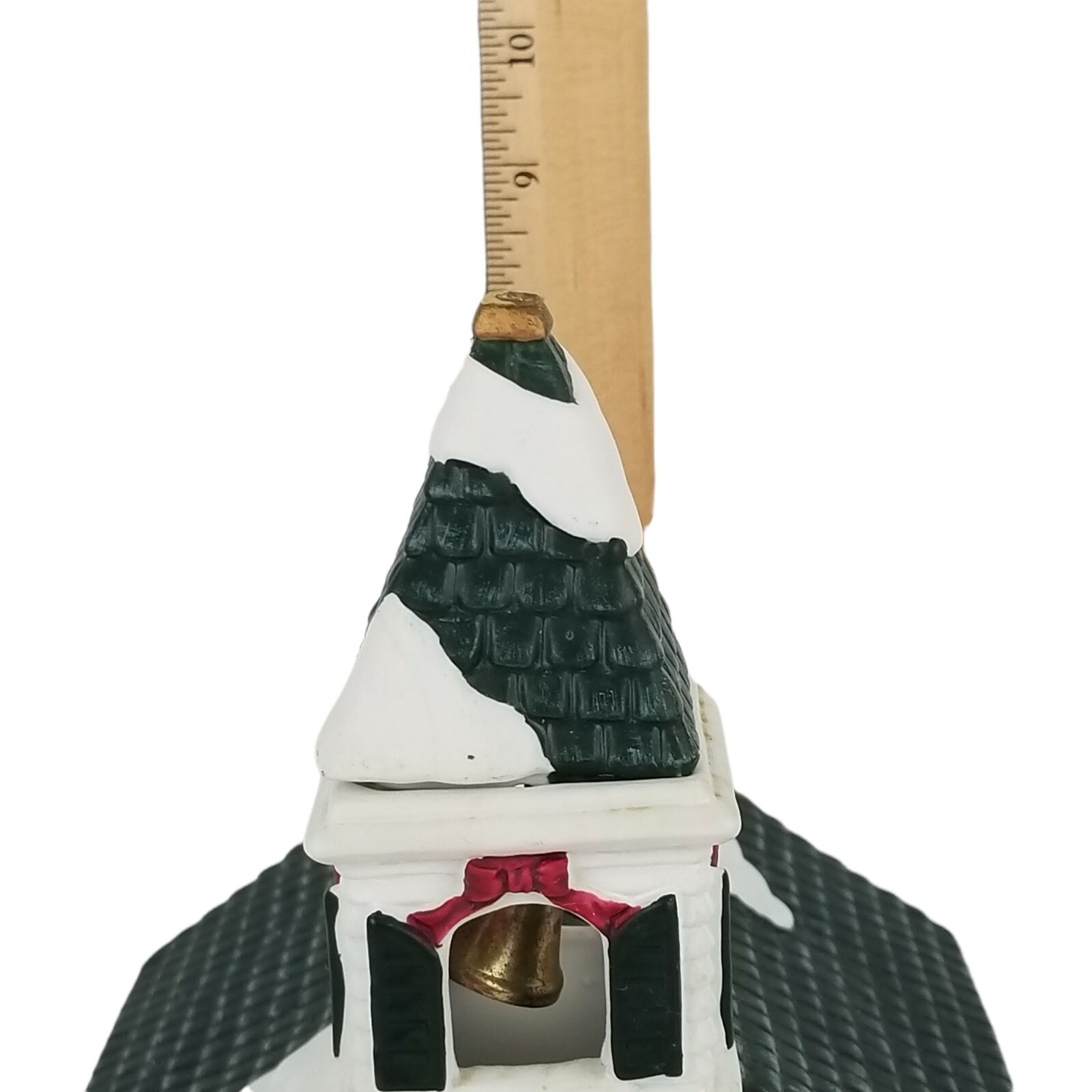 Hersheys Holiday Village Church w/ Box 2001 Christmas No Cord, Repair