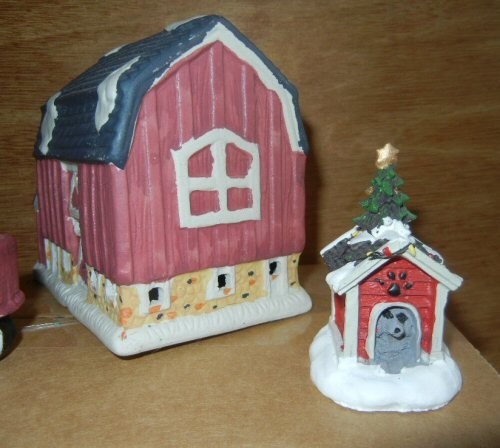 12 PCS VILLAGE FARM SCENE CHRISTMAS VILLAGE VARIOUS ACCESSORIES