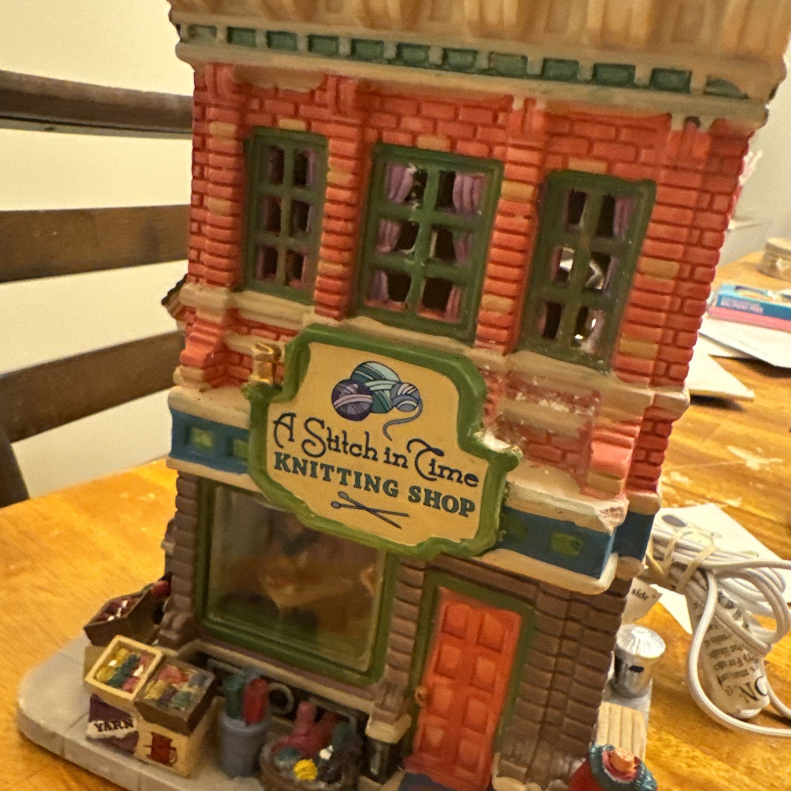 Lemax Coventry Cove Stitch in Time Knitting Shop Christmas Village 15241 2011