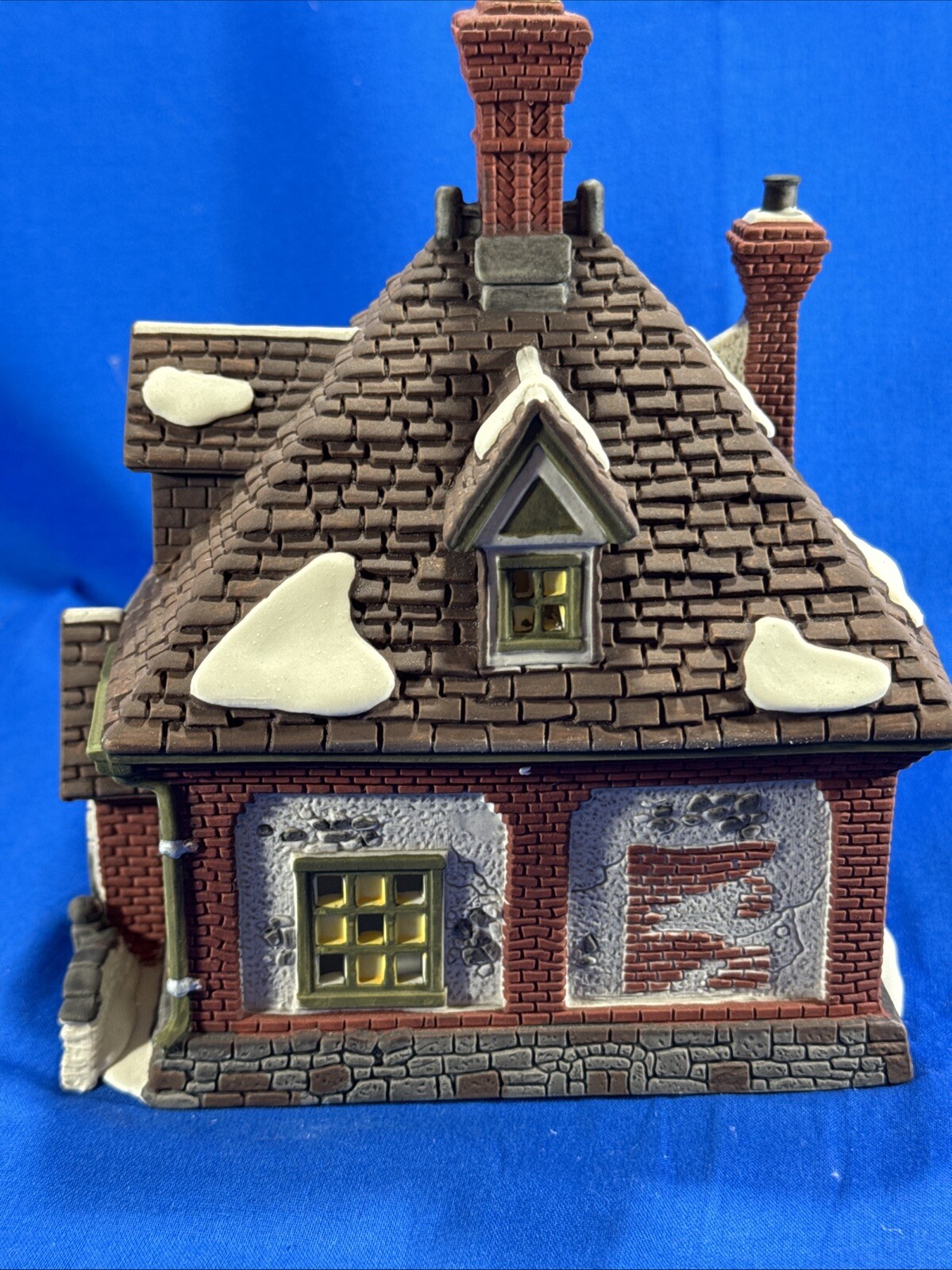 Dept 56 Dickens Village WM. Wheat Cakes & Puddings #5808-4 Christmas Lighted