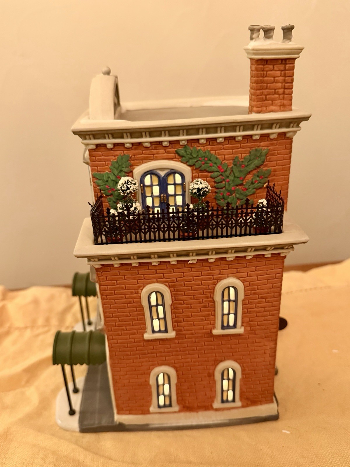 Dept 56 Christmas in the City “Ivy Terrace Apartments” #5887-4 Retired 1997 RARE