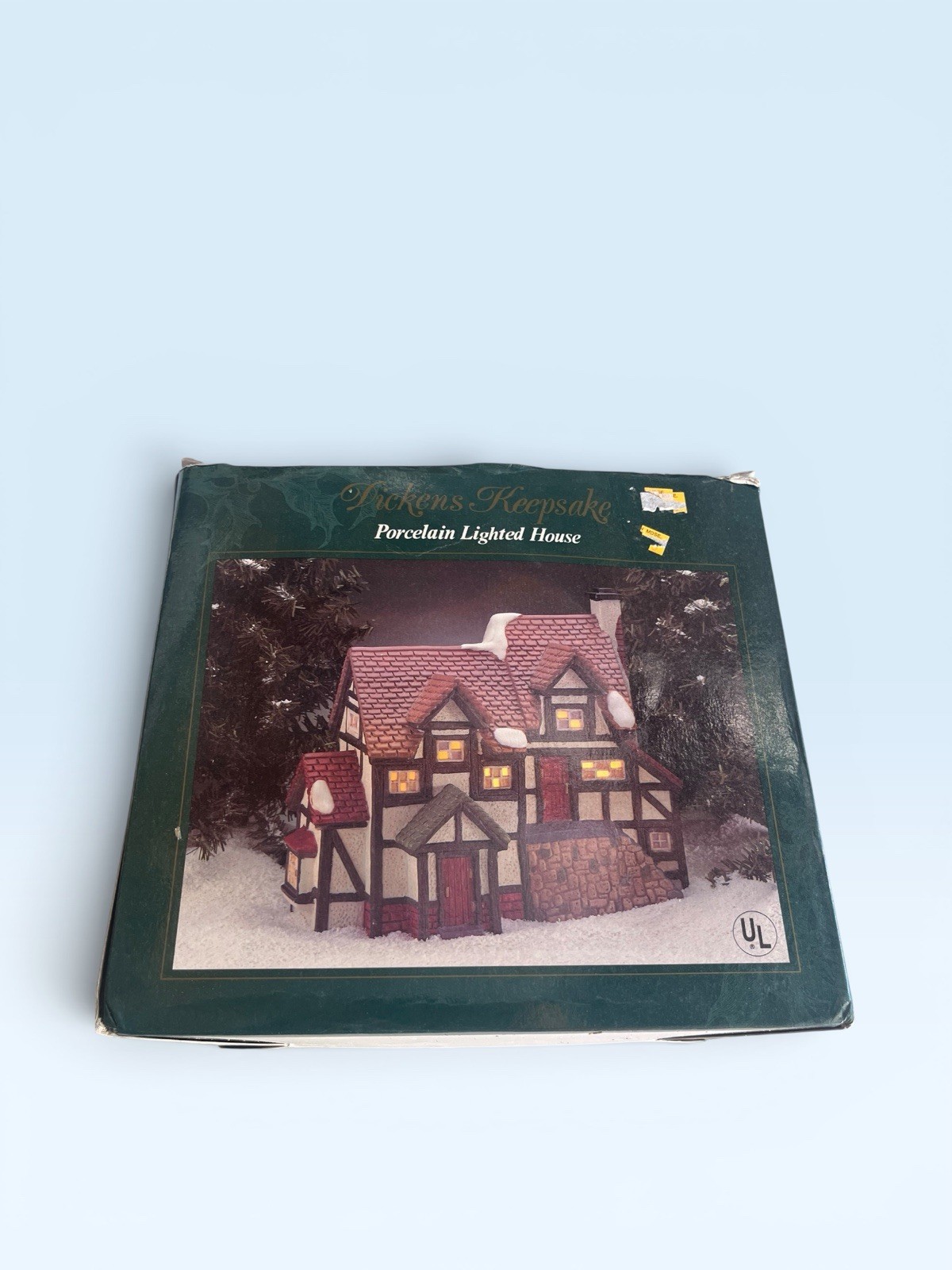 VINTAGE DICKENS KEEPSAKE HOUSE- Heritage Heartland Valley Village – P0158