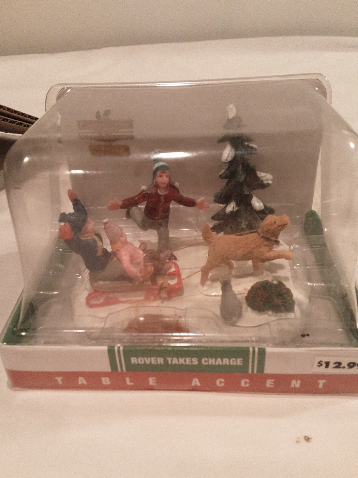Lemax Coventry Cove Table Accent Rover Takes Charge. Christmas Village