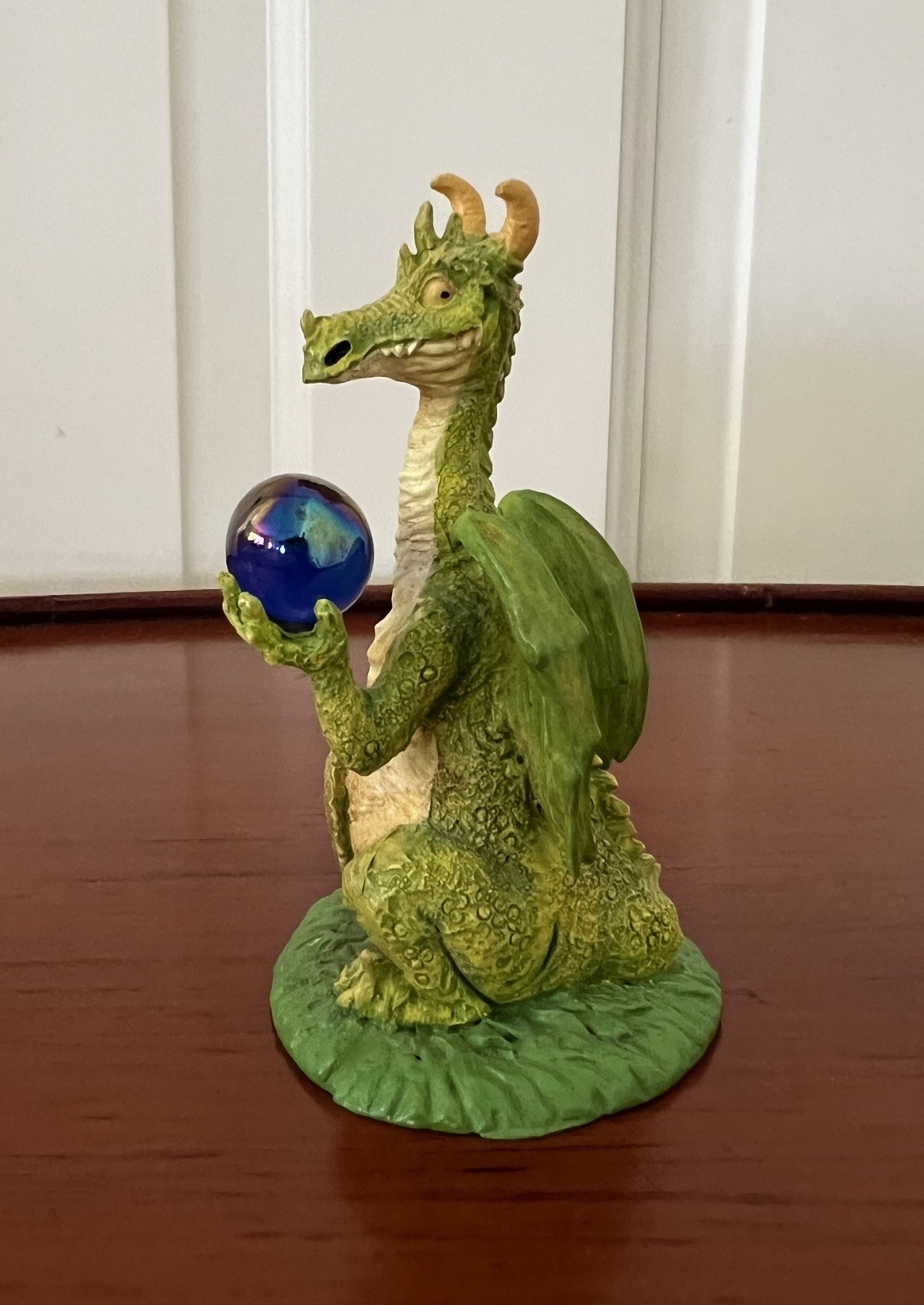 VTG Creepy Hollow Creepy Castle 1996 LE of 5000 Pieces Dragon W/Sphere Midwest