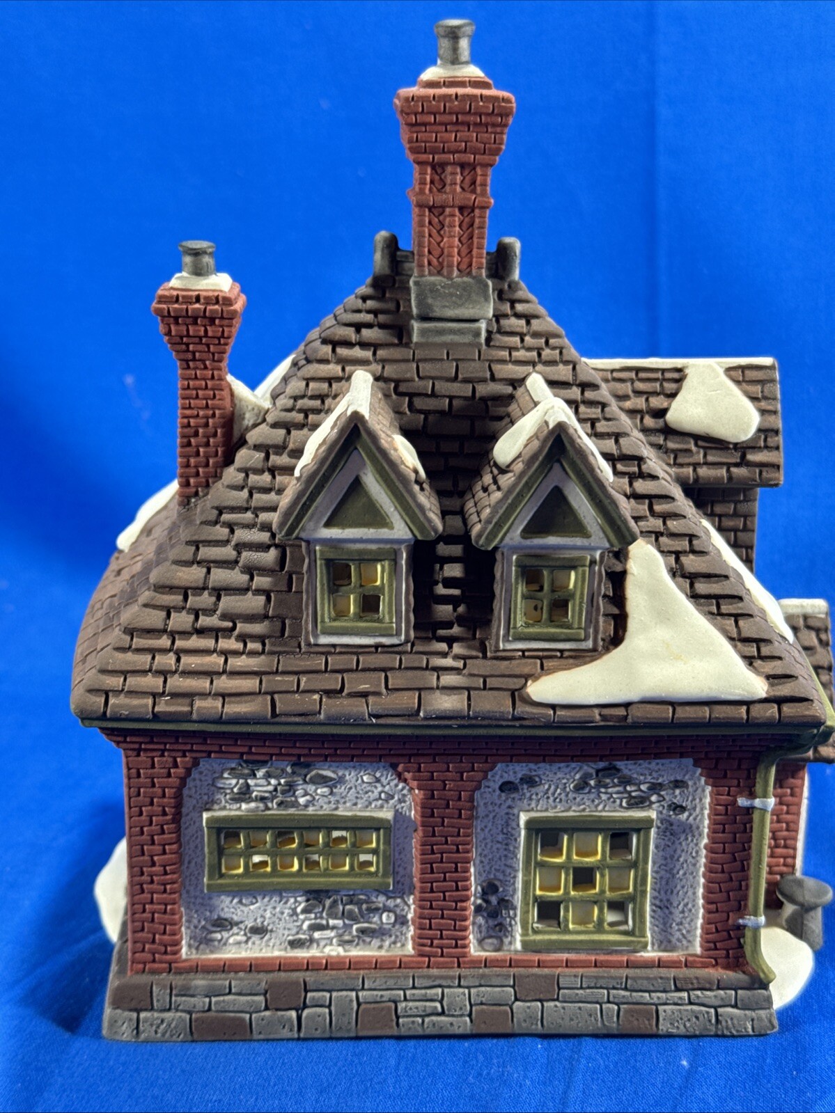 Dept 56 Dickens Village WM. Wheat Cakes & Puddings #5808-4 Christmas Lighted