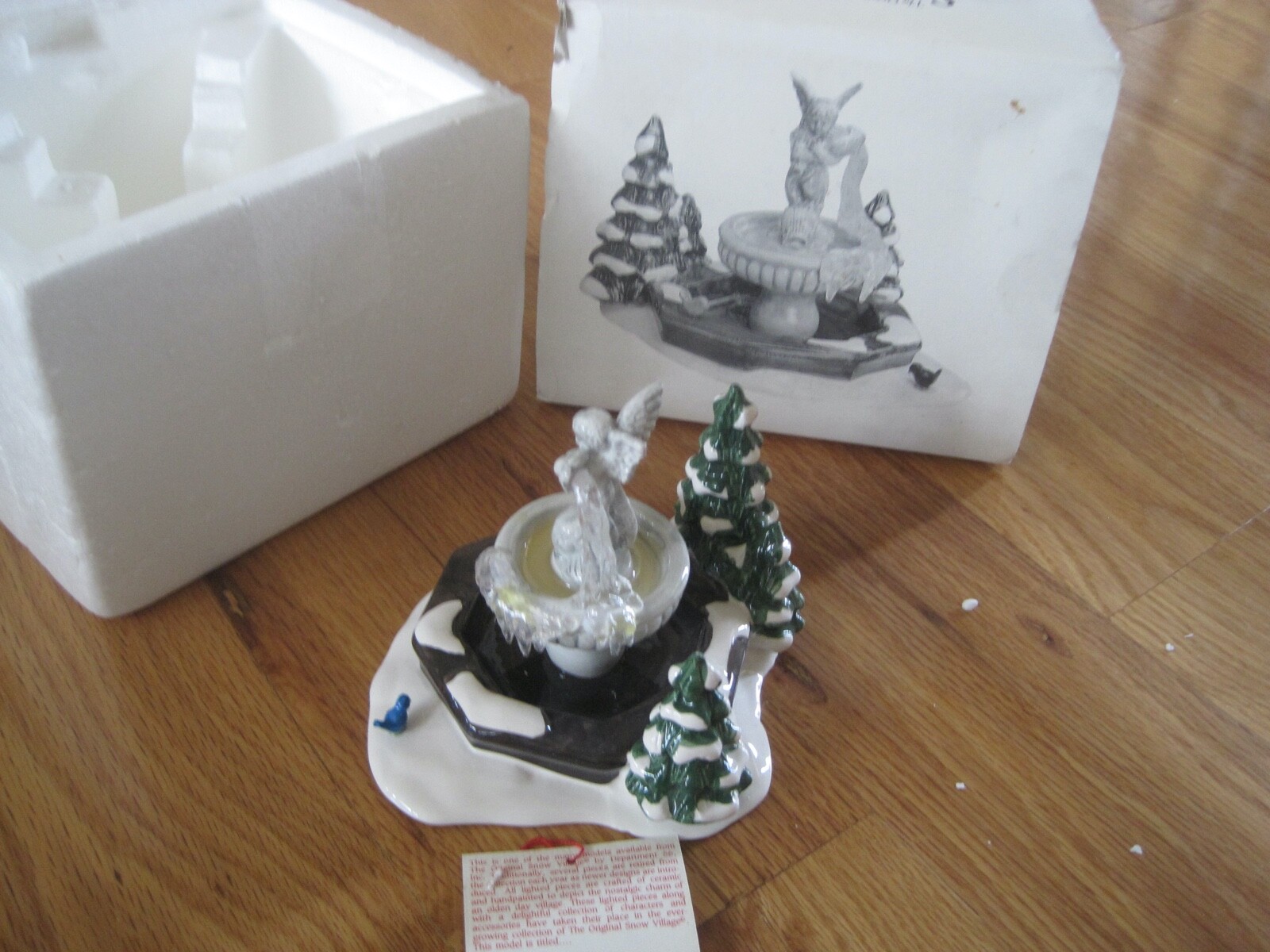 Department 56 Snow Village Winter Fountain AU