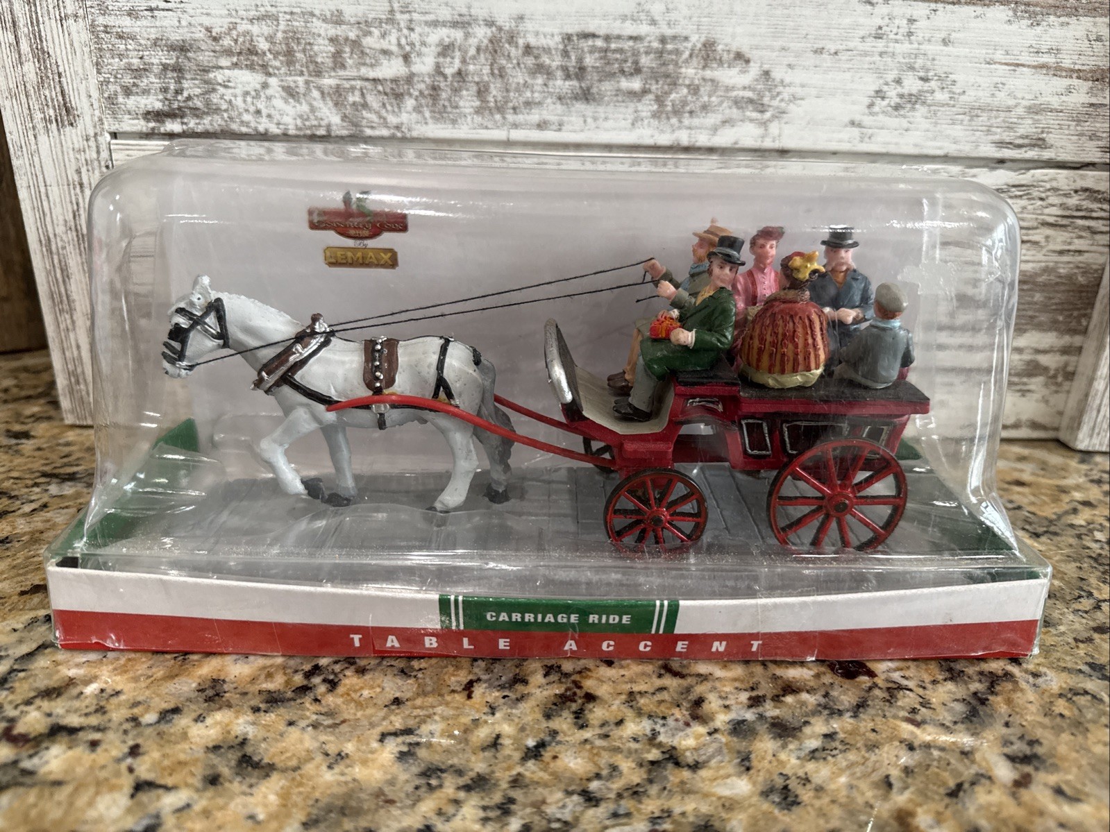 Coventry Cove By Lemax – CARRIAGE RIDE 3841 – Table Accent – 2010