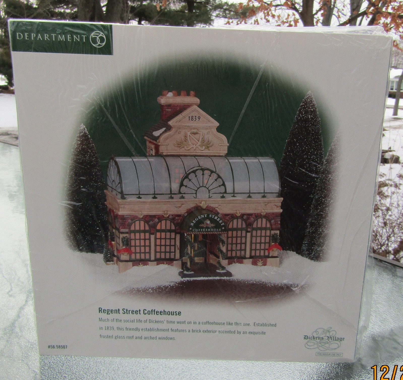 2002 Department 56 The Dicken’s Village Series REGENT STREET COFFEEHOUSE Sealed