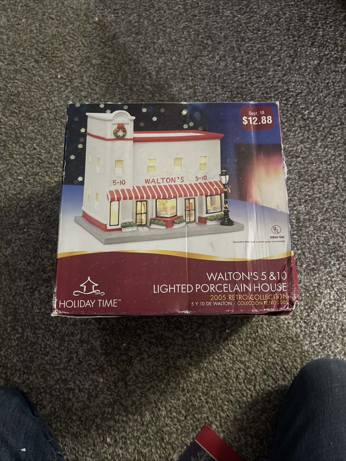 Holiday Time Christmas Village Waltons 5+10 Cent Store Ceramic Gifts Tree Lot 2