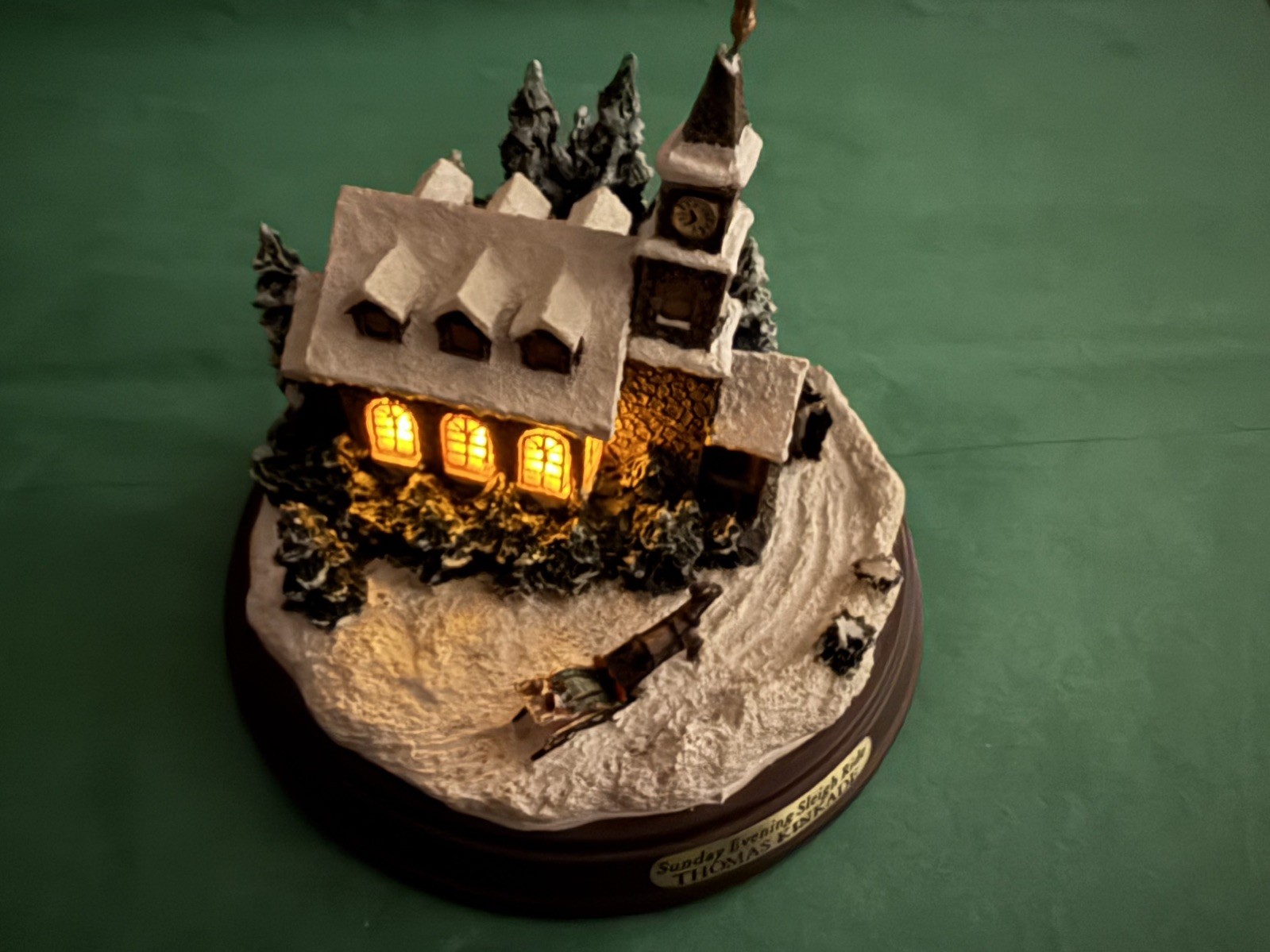 Vtg 1999 Thomas Kinkade Sunday Evening Sleigh Ride Lighted Mini Sculpture