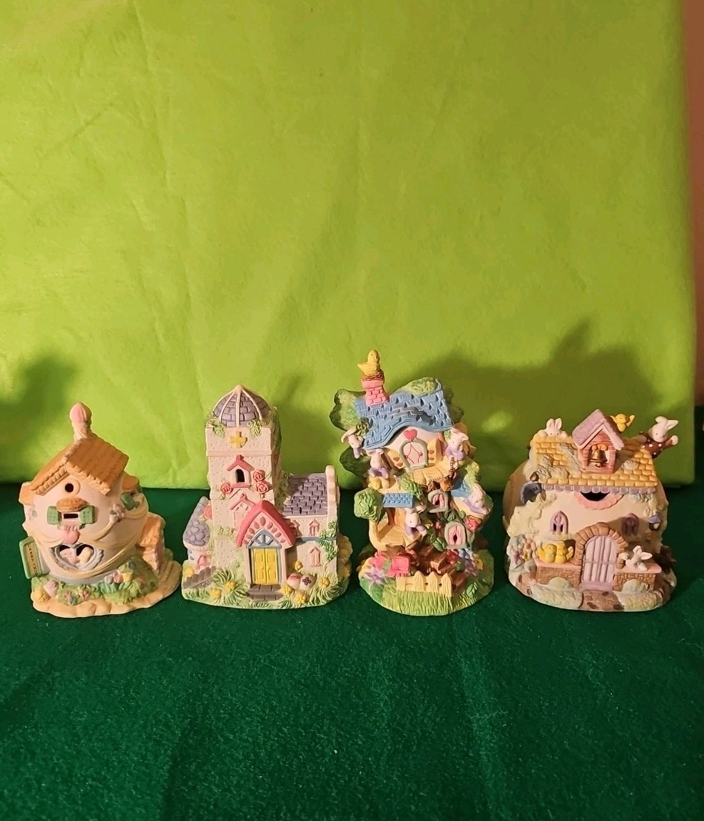 Vintage Lot Of 4 Easter Village Houses.