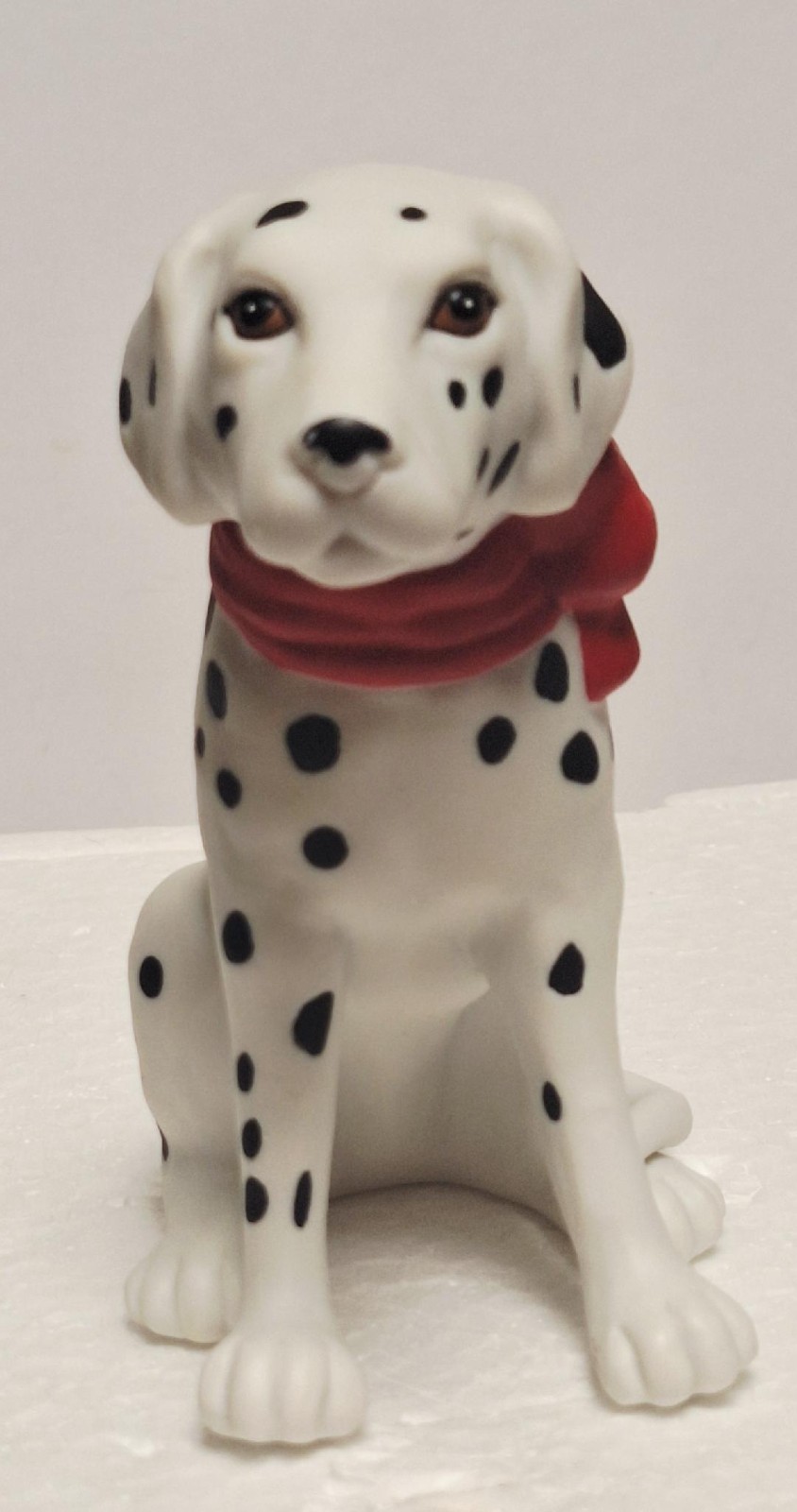 Department 56 Winter Silhouette Dogs Best friend Santa with Styrofoam clamshell