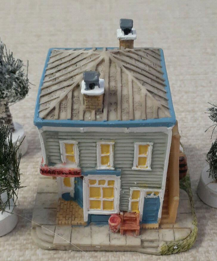 1996 Vtg. Liberty Falls Americana Collection Howard’s Hardware AH103 