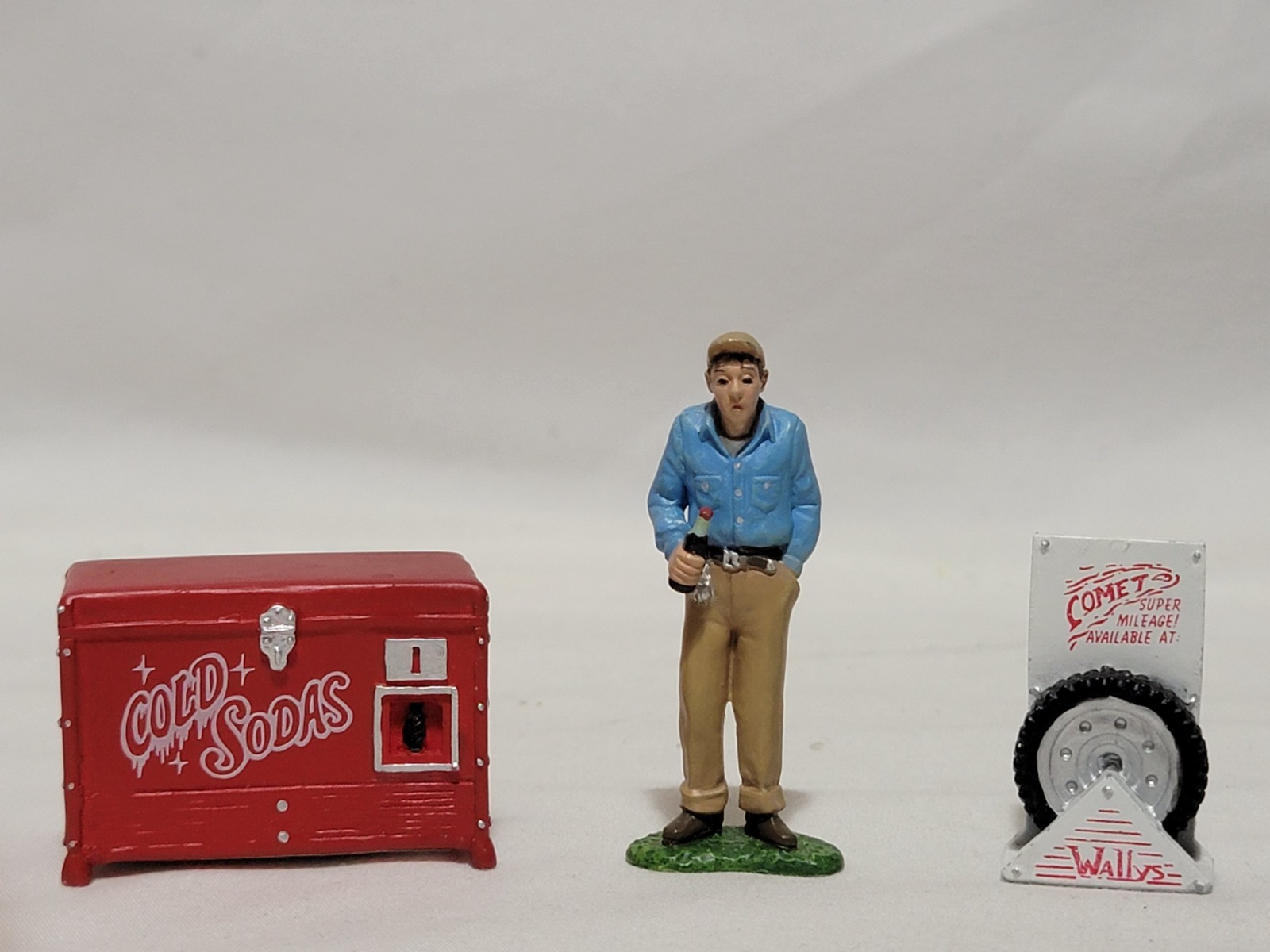 Hawthorne Village Welcome to Mayberry Gomer Pyle At the Station 91356 Figurines