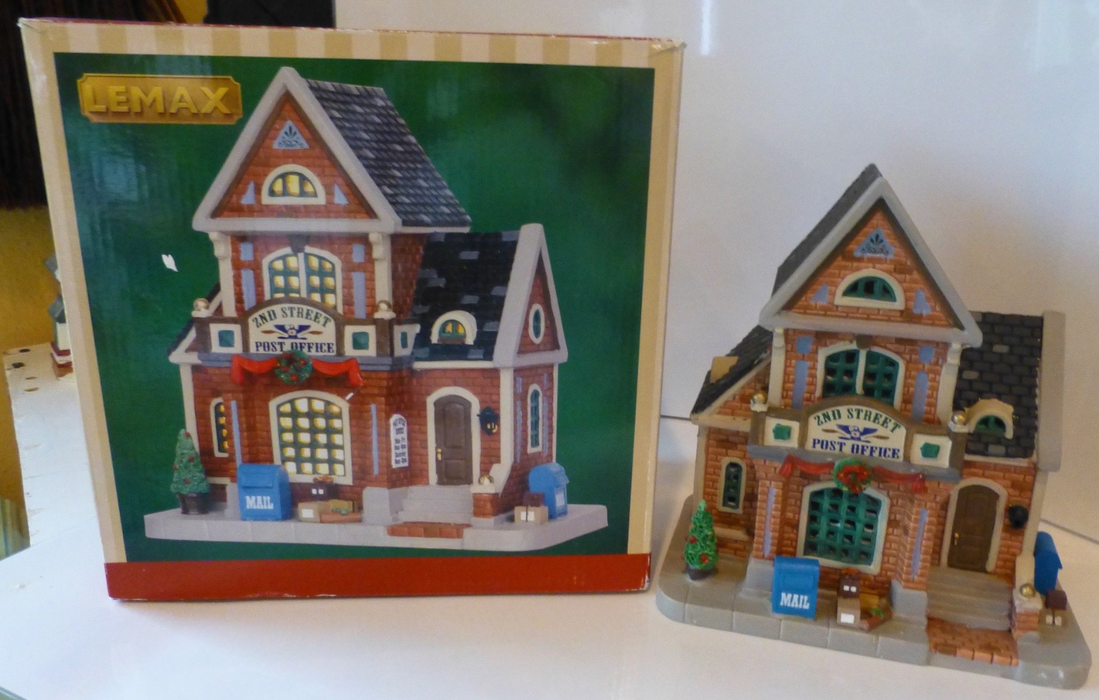 2015 Lemax Christmas Village 2nd Street Post Office