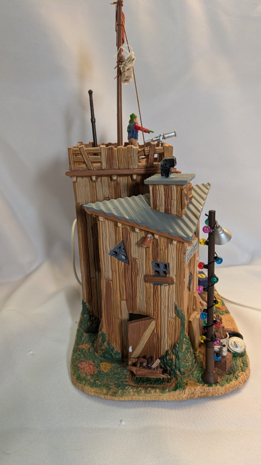 2010 LEMAX Signature Collection Christmas Holiday Village David’s Fort #04218
