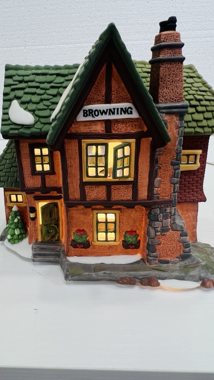 Dept 56 Dickens Village Series “Browning Cottage” 58246 Retired Excellent !