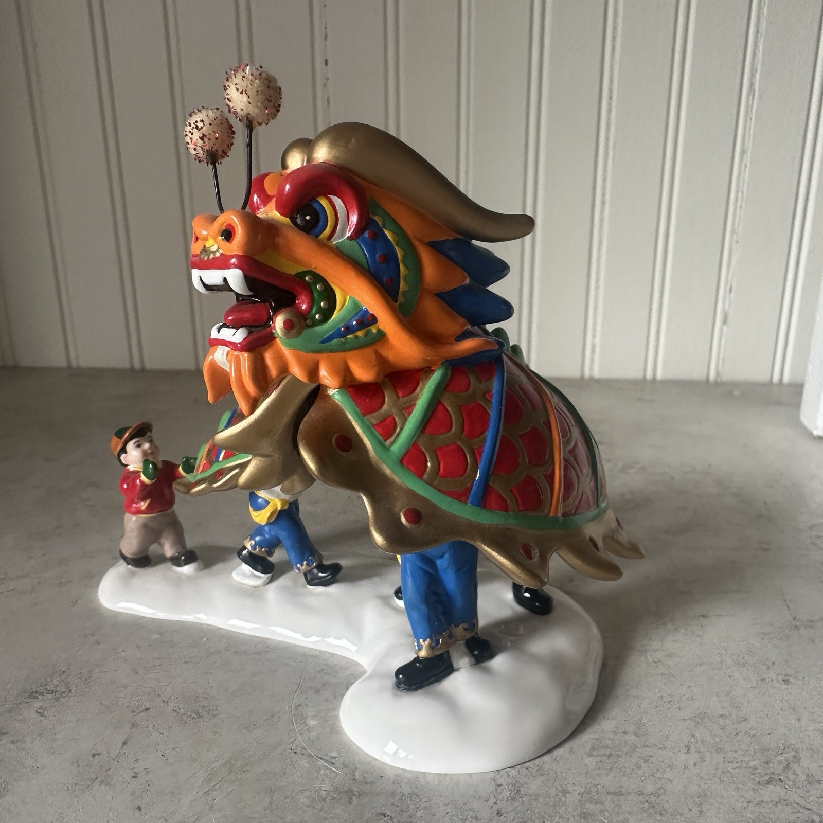 Dept 56 Snow Village The Dragon Parade EUC #55032 1999 Retired Chinese New Year