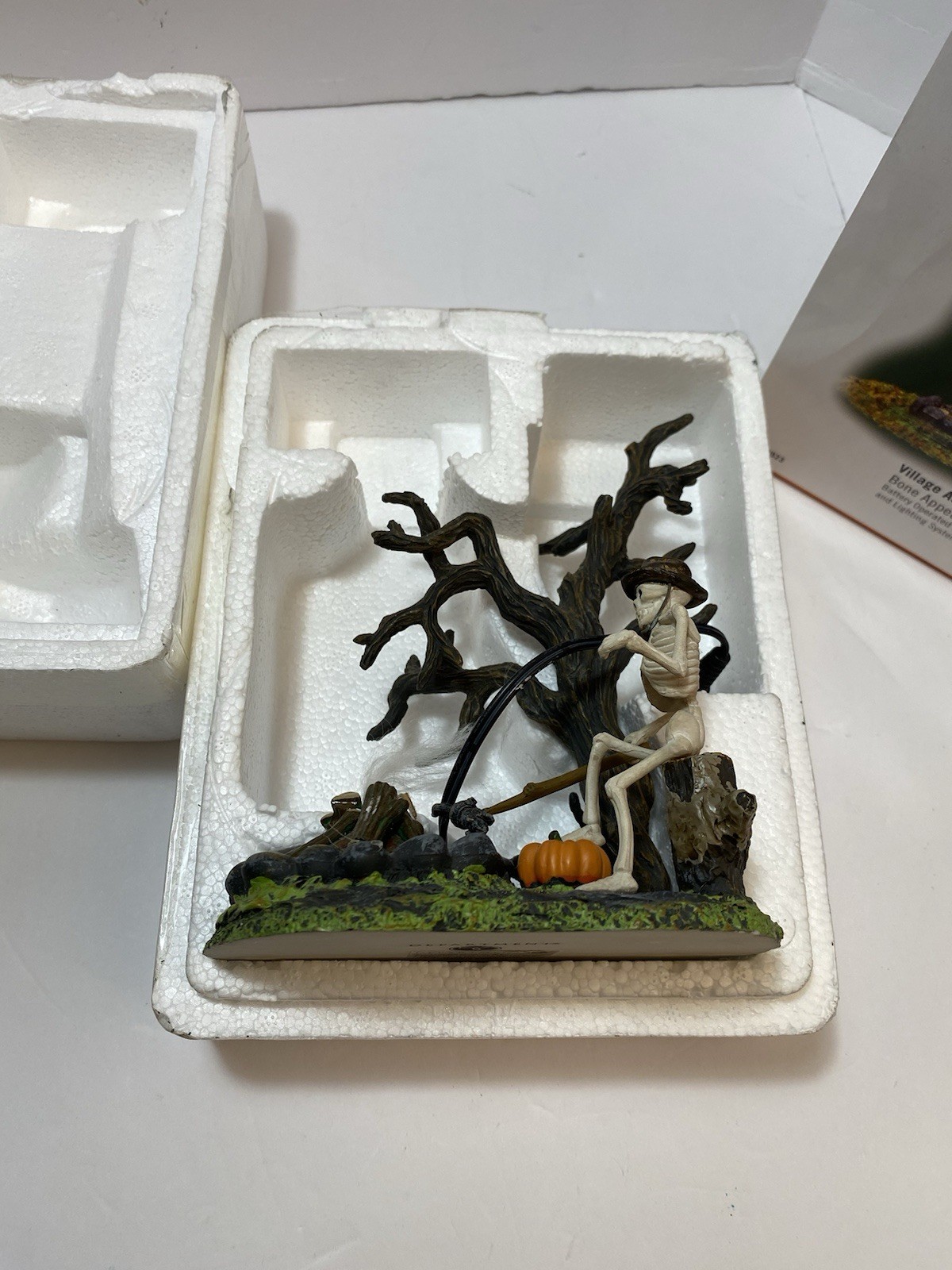 Dept. 56 Bone Appetite Village Halloween Accessory 800023 Retired 2007