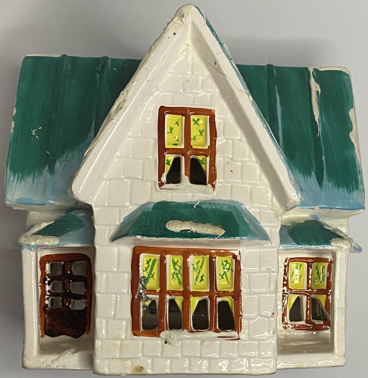 Rare DEPARTMENT 56 GABLED HOUSE SNOW HOUSE SERIES 1982 VILLAGE RETIRED W/ Cracks