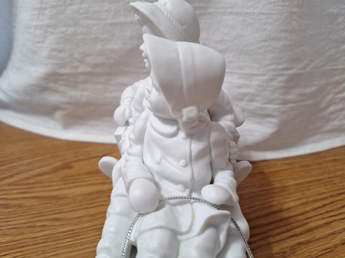 DEPT 56 Christmas Winter Silhouette Sliding In The Snow White FIGURINE 78492
