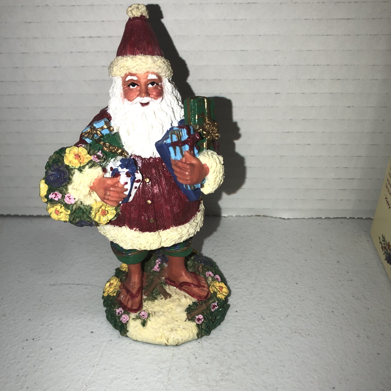 Internation Collection Figure Filipino Santa Claus SC35 1998 Missing Ornament