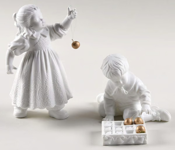 Department 56 VINTAGE Winter Silhouette HANGING the ORNAMENTS Figurines, #77933