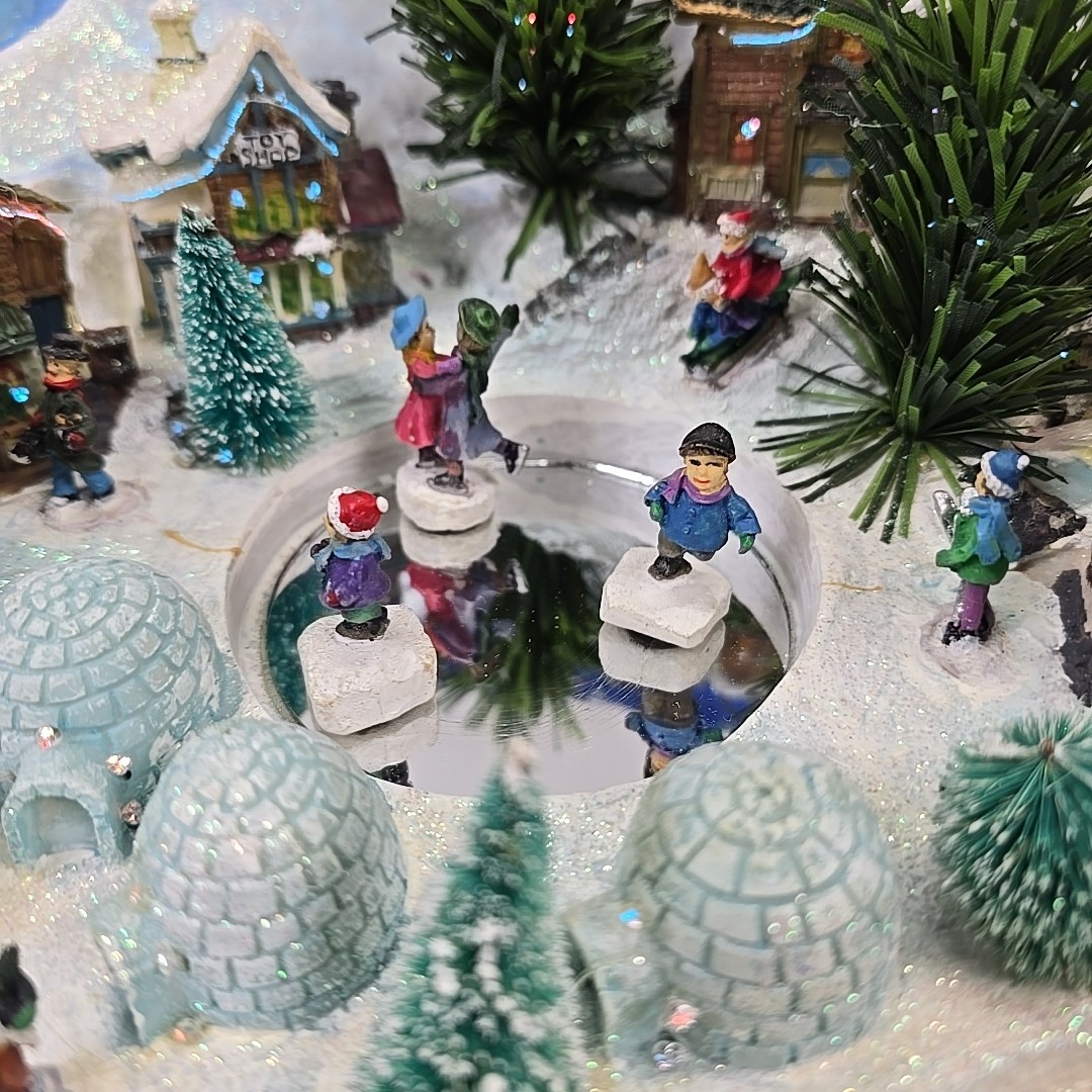 Kirkland Holiday Lights Winter Village Skating Pond w/ Sound, Animation & Light