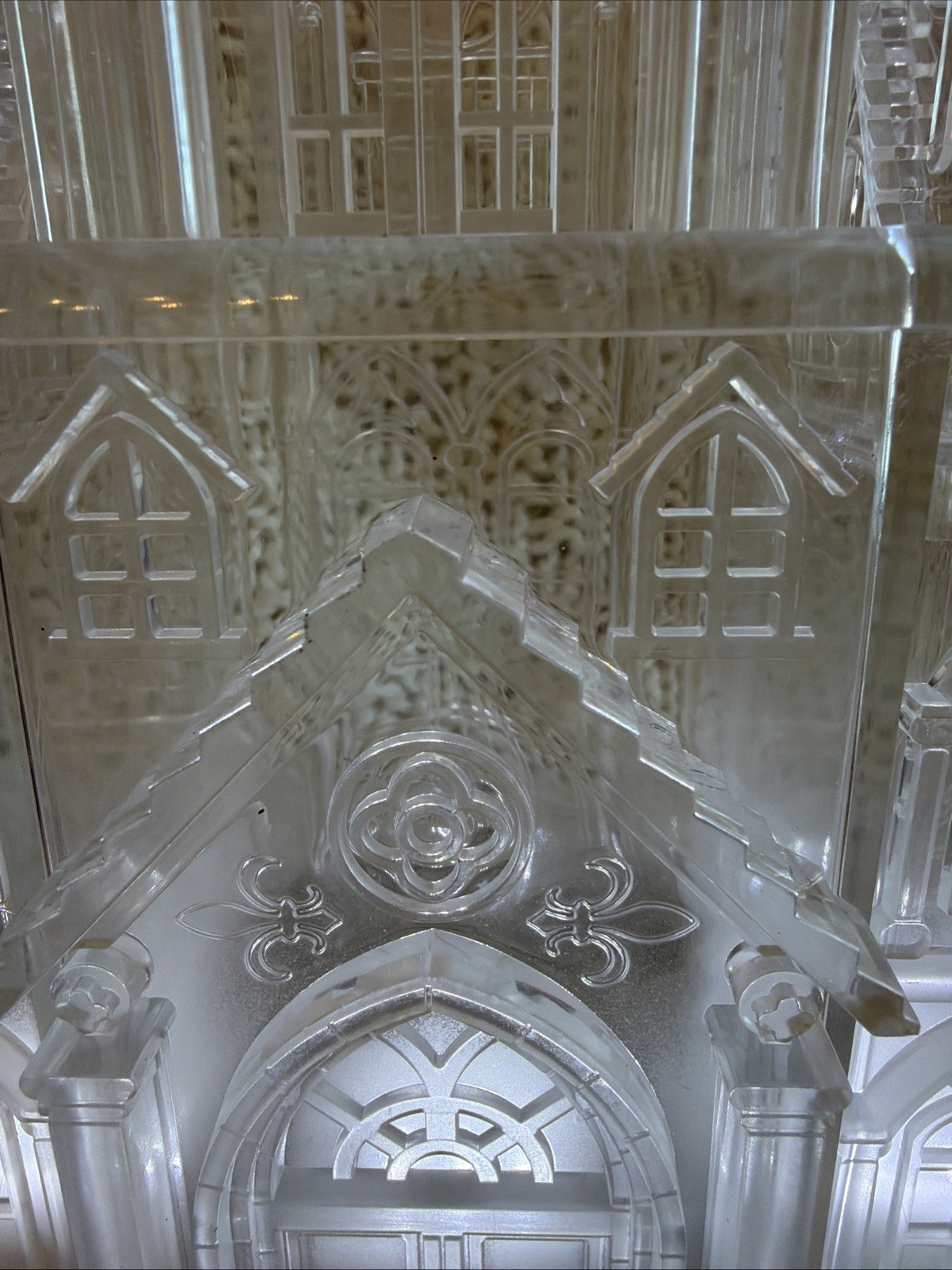 Lighted LED Large Castle Cathedral Christmas Or Wedding Plays Music/lights Up