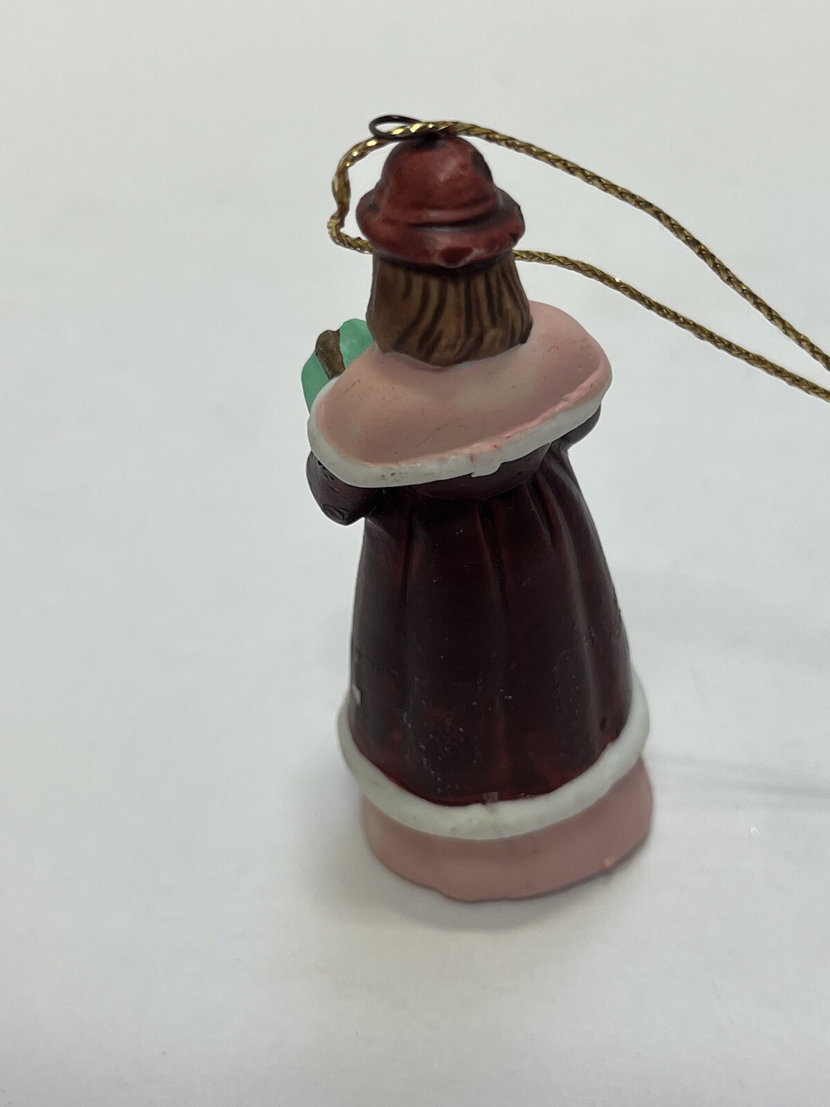 Shoppers Men Women w/ Gifts Presents Christmas Village Kmart 4 Figures Ornaments