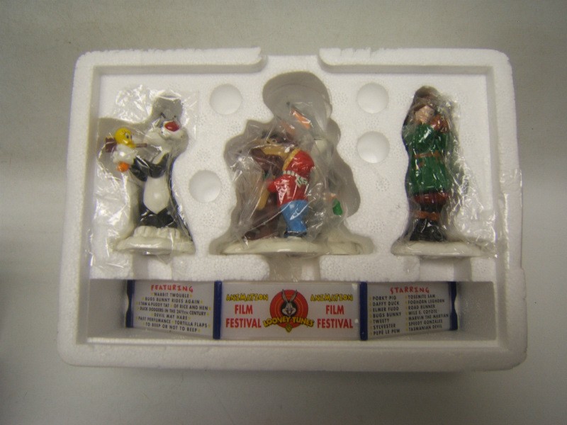 Dept 56 Set of 4 “Looney Tunes Animation Film Festival” #56.54983 MIB