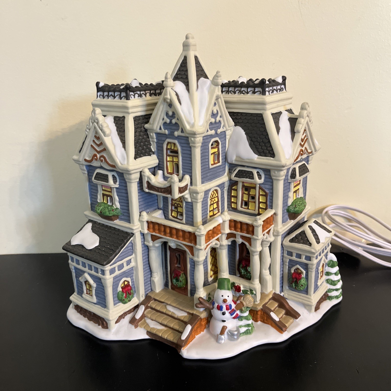 Lemax 2004 Holland House #63173 Carole Towne Christmas Collection TESTED WORKS