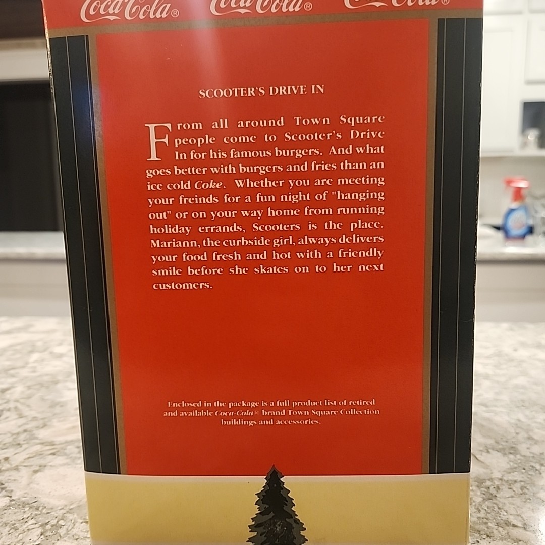 Coca-Cola Town Square Collection Scooter’s Drive In Diner Christmas VTG 1996
