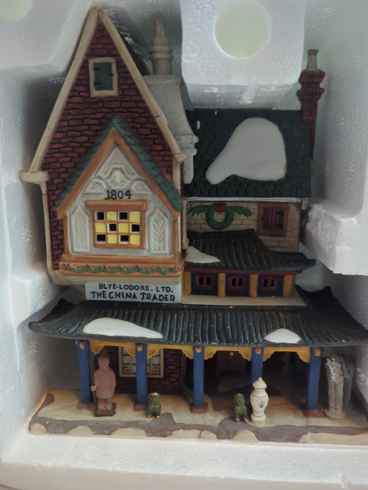 NM~Department 56~THE CHINA TRADER~Dickens’ Village~#56.58447