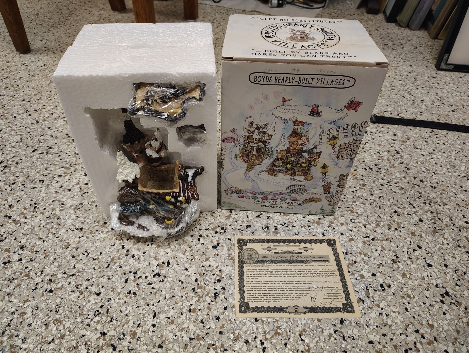 Boyds Town Bearly-Built Villages Elves-B-Us Workshop 19034