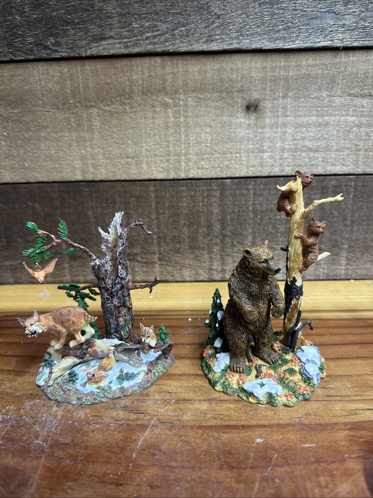 Dept 56 Village Accessories 2 Figurines Rocky Mountain Bears and Bobcat In Box