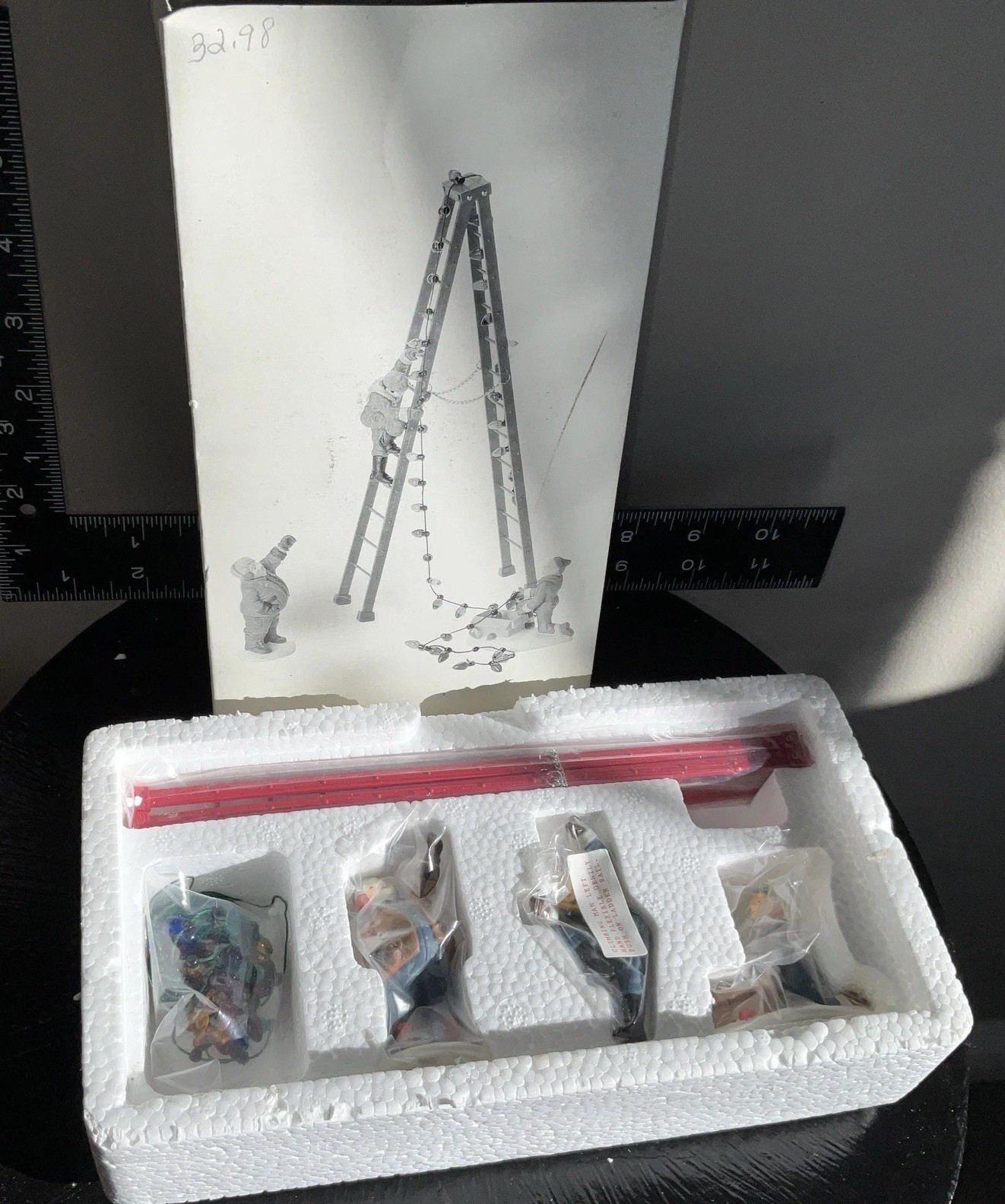 Dept 56 TOWN TREE TRIMMERS Heritage Village Christmas 55662 Hand Painted NIB X