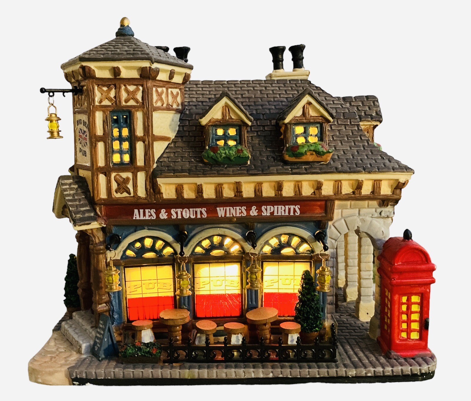 NEW LEMAX – BIG BEN PUB UK BAR 2012 Christmas Village Lighted Retired Building