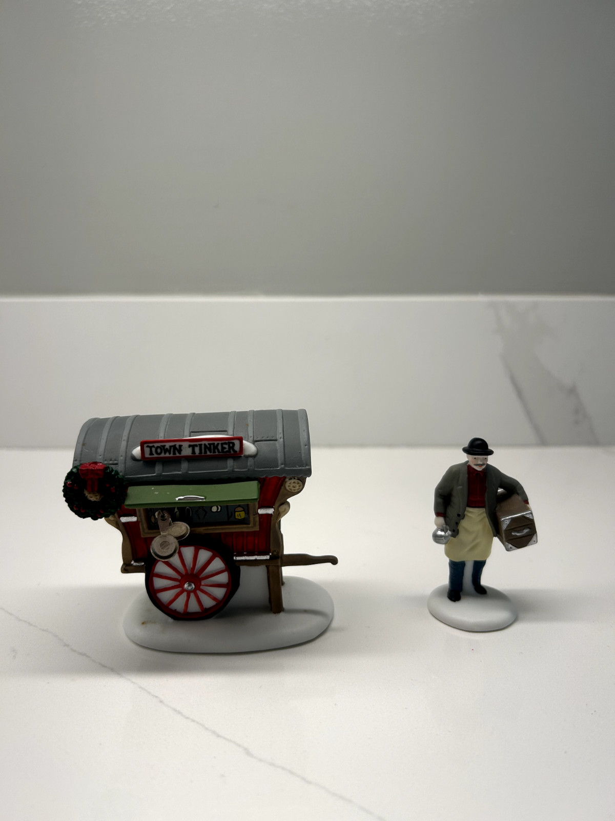 Dept 56 Heritage Village “Town Tinker “#56464 Retired 1992-1995